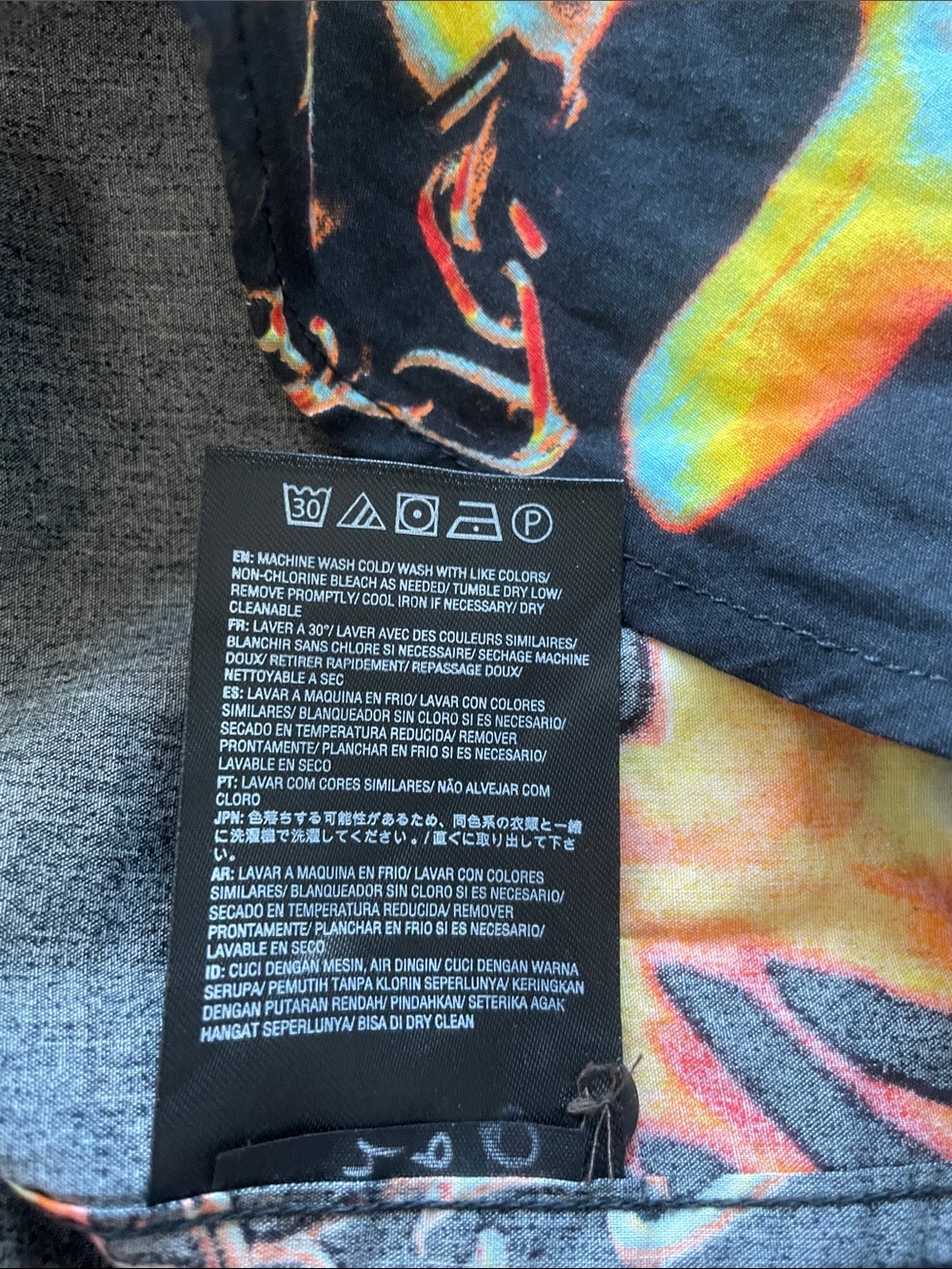 Volcom - VHTF Paradise Bound print - Short Sleeve Button Down Shirt - Size Large - Picture 8 of 9
